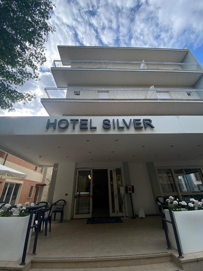 Hotel Silver Римини Экстерьер фото
